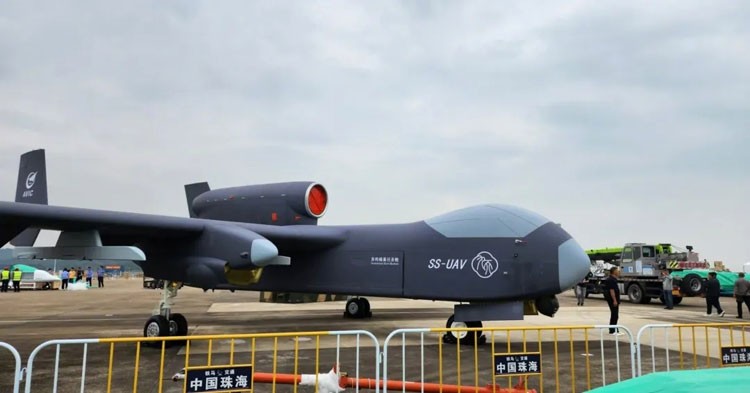 武器比拼1.jpg